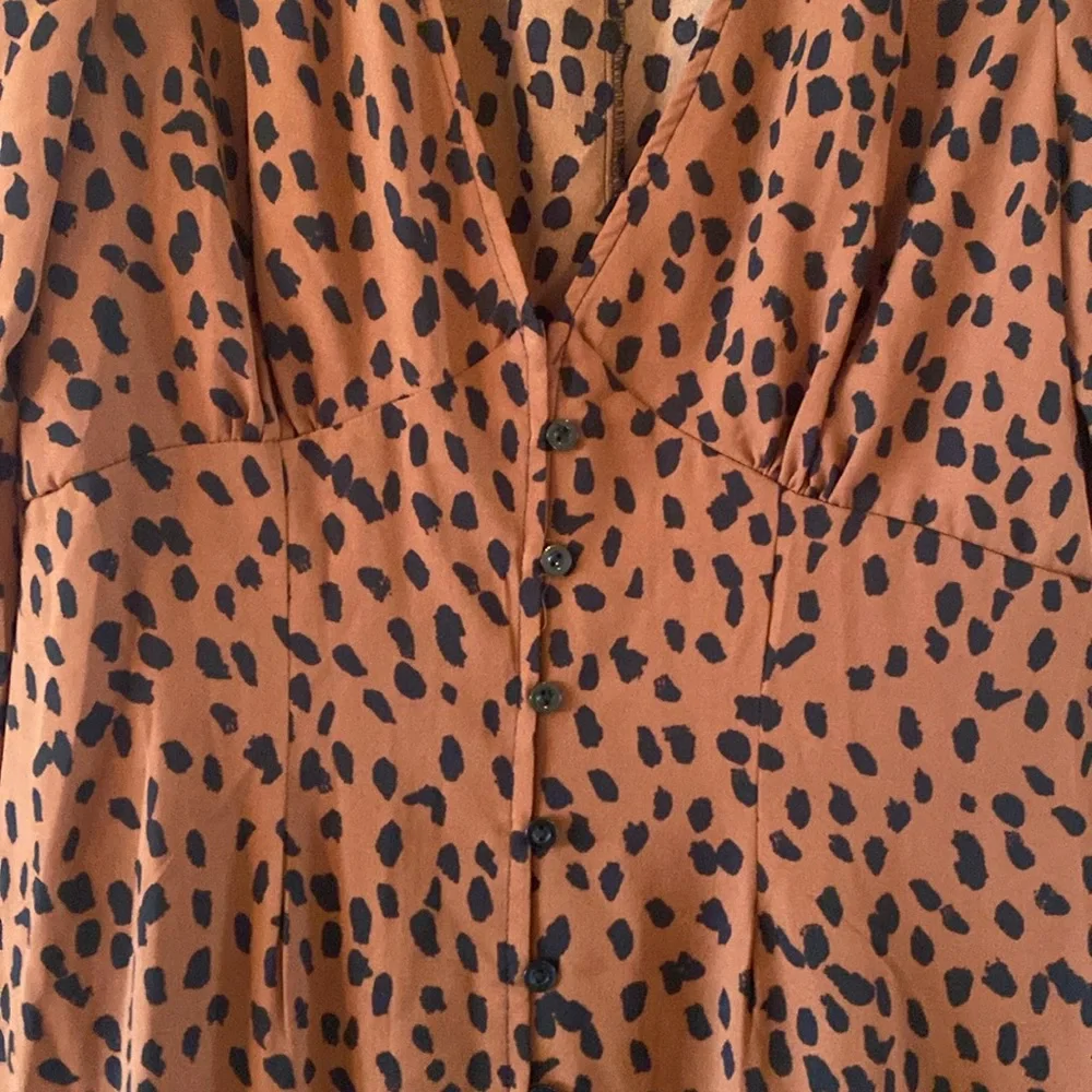 Boohoo TALL LEOPARD PRINT MAXI DRESS - Picture 5 of 8